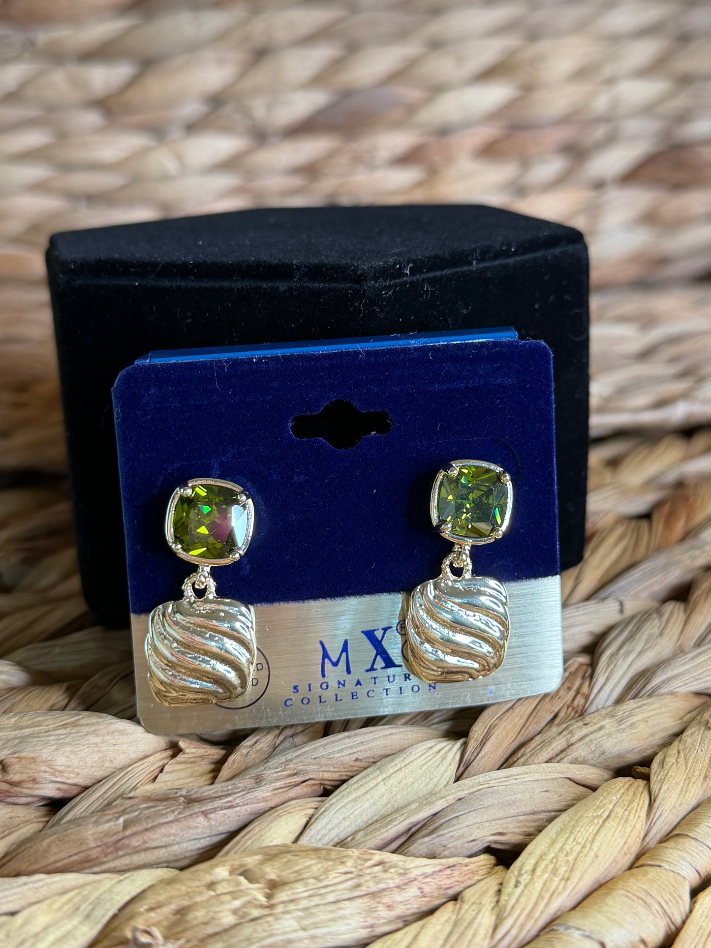 Green stone earrings with gold squares