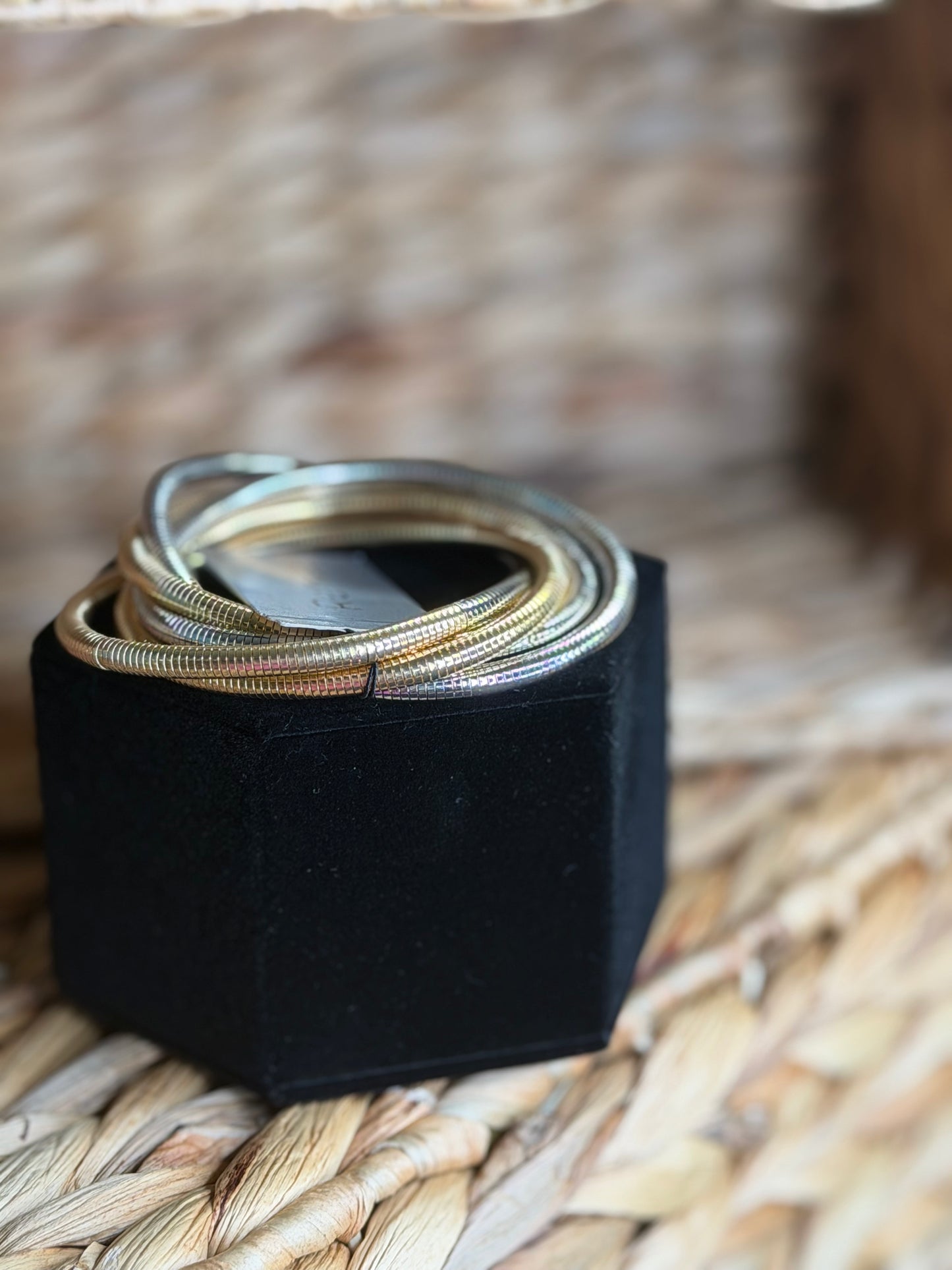 Stretchy 2 tone bracelet