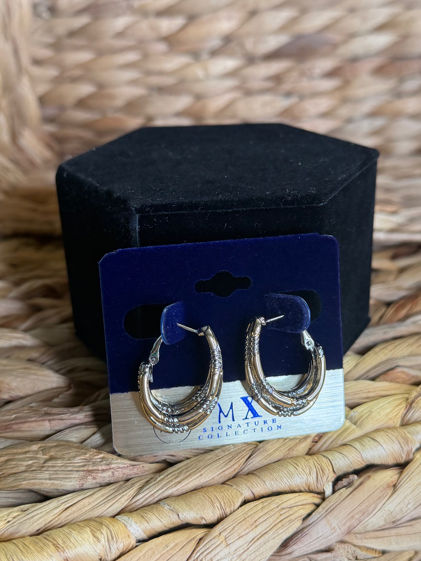 2 tone oval hoop earrings
