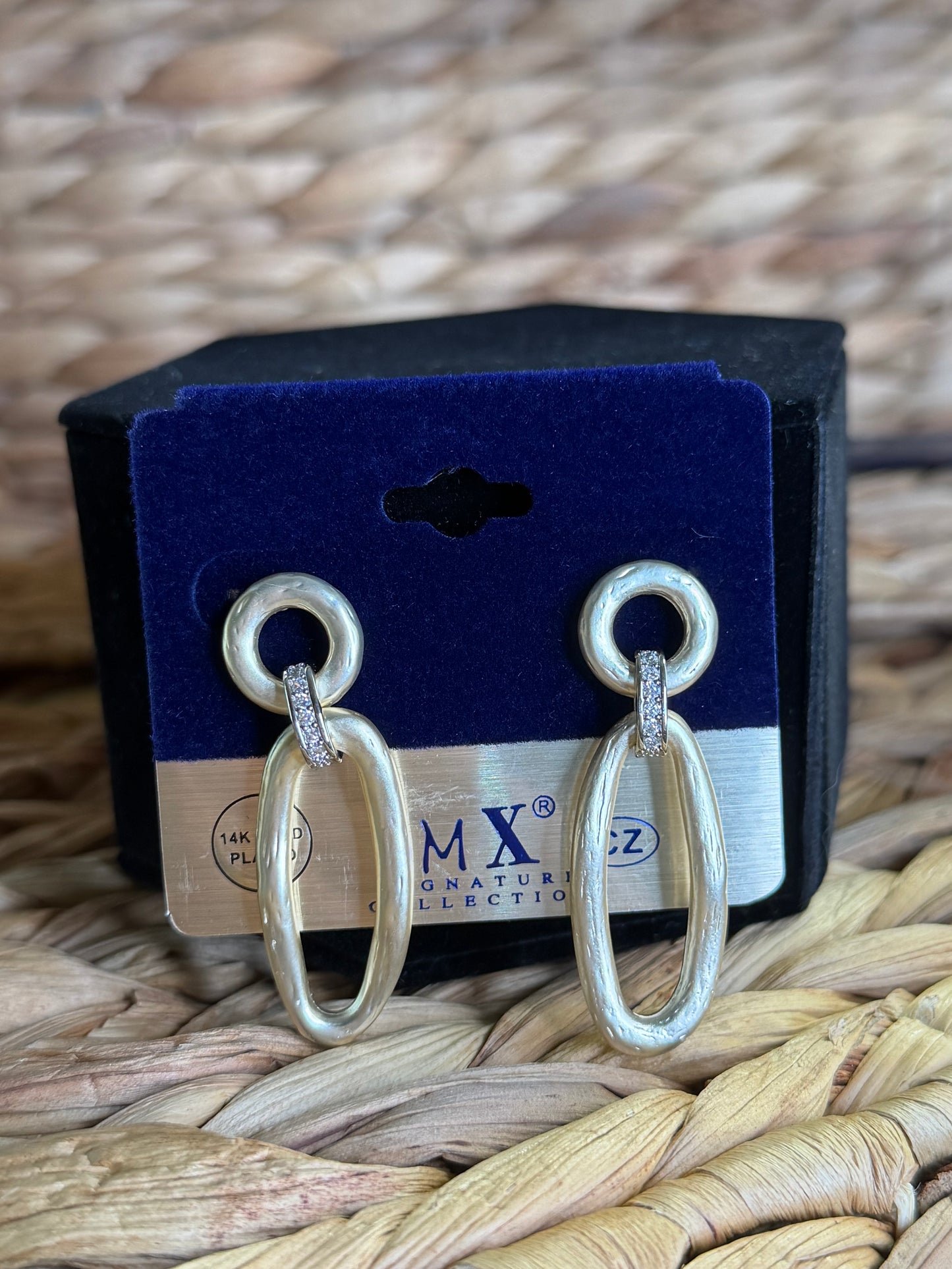 2 tone dangling earrings